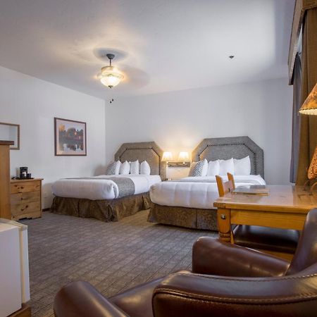Table Mountain Inn Голден Экстерьер фото